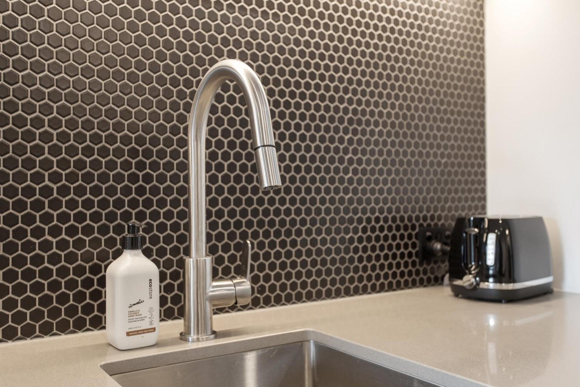 Spring Special Cbd Free Parking Appartement Christchurch Buitenkant foto